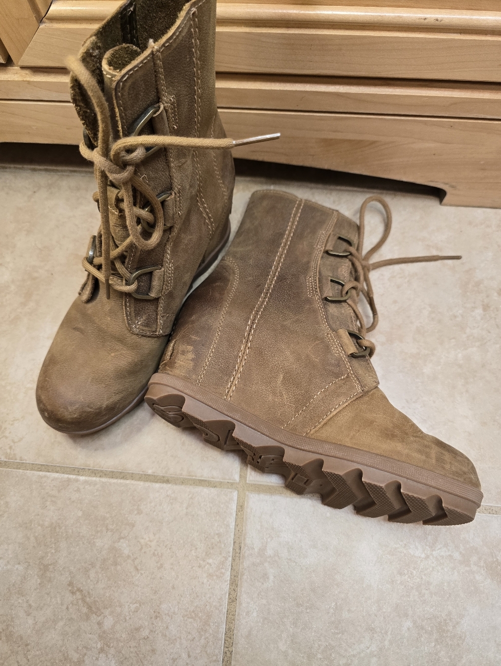 SOREL Joan Of Arctic Wedge II Women 8.5 Camel Brown Leather Boot Waterproof